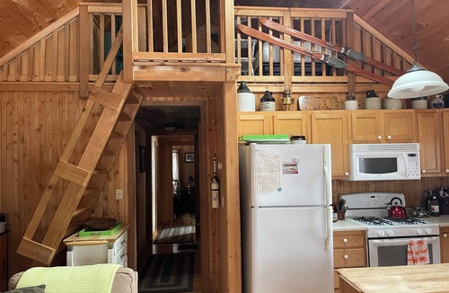 Gouldsboro Cabin | Beautiful 4-bedroom cabin in Gouldsboro for a getaway overlooking Jones Pond