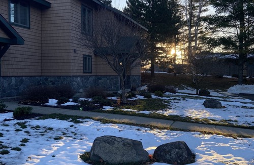 Lake Placid House | Beautiful Townhome 5 min walk to Lake Placid Village #200471