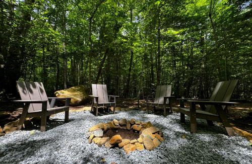 Balsam Grove Other | Bed & Bear - Couples Glamping Cabin at Valley Bear Farms Resort