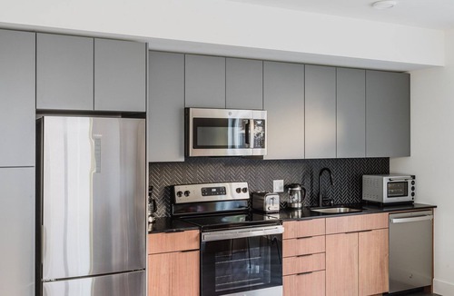 Atlantic Apartment | Blueground | First Hill 1bd apartment