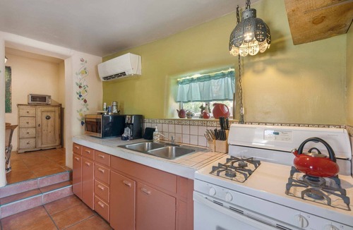 Historic Eastside House | Bonitas Casita Santa Fe 324 | Private Hot Tub | New Plaza