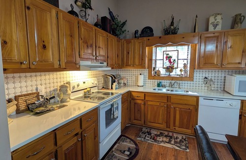Sautee Nacoochee Cabin | Brandywine Cabin - Screened Porch and Great Privacy