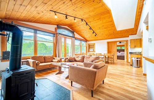 Wilmington House | Breathtaking Views Near Lake Placid and Whiteface