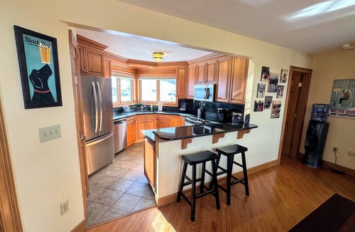 Carroll House | C14 Bretton Woods ski-in ski-out with hot tub! Great views, Pool/gym passes