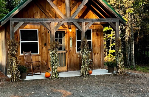 Sangerville Cabin | Cabin 2 Recreational Cozy Cabin Rentals