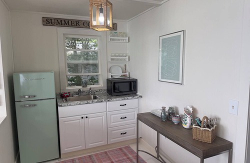 Gouldsboro House | Camp Avaliz - Ocean-view for 2 with a queen bedroom, kitchenette, Wi-Fi and AC