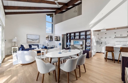 Cape Porpoise House | Cape Porpoise Harbor's Edge Cottage with Pier