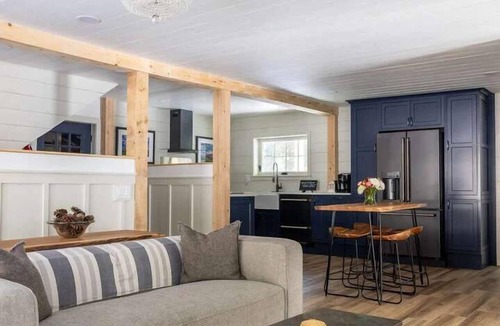 Reading Apartment | Carriage House with Valley Views, Rock Haven