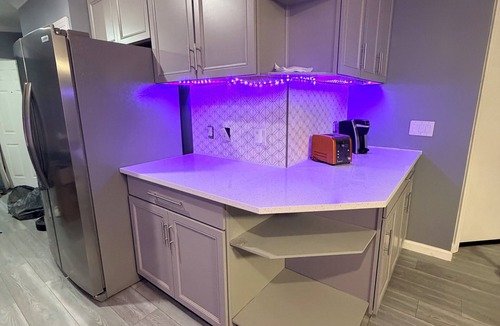 New Irving Park House | Central 2br/2bath full cozy house in safe neighborhood with parking
