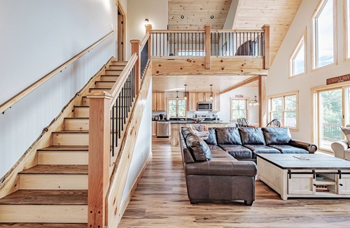 Bethel House | Chalet Quartz - Newly constructed Chalet close to downtown Bethel, short drive to Sunday River