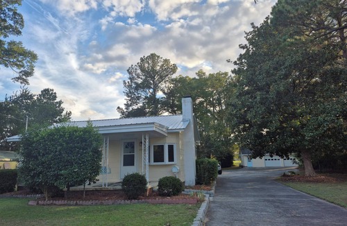 Washington House | Charming 2-bed/2-bath house within a 15-minute walk to the downtown waterfront.