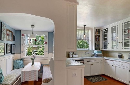 Mount Baker House | Charming craftsman 3-bedroom home