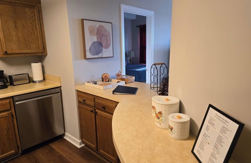 Sugar Mountain Condo | Charming Ever Green 2-Bedroom Condo in Sugar Mountain with Resort Amenities