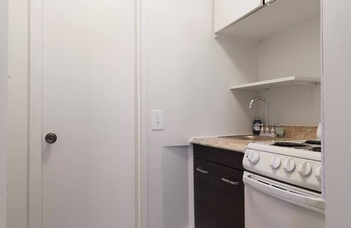 Midtown East Apartment | Charming studio with Queen Bed and Sofa bed in welcoming New York
