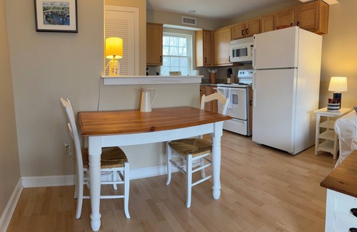 Kennebunkport Condo | Cheerful Resort condo near beautiful Goose Rocks Beach; indoor & outdoor pools
