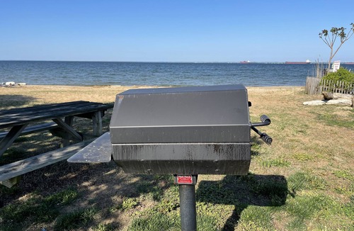 Stevensville Boat Rental | Chesapeake Houseboat Getaway on Kent Island, Maryland