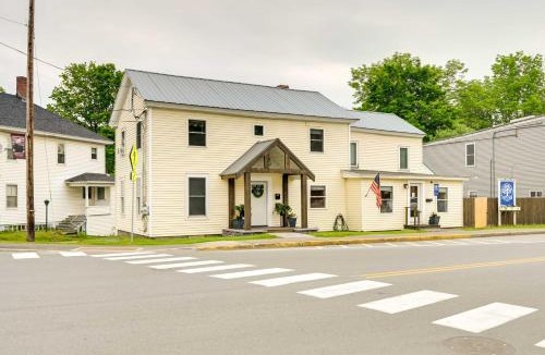 Dover-Foxcroft Apartment | Chic & Central Apartment ~ 6 Mi to Sebec Lake!