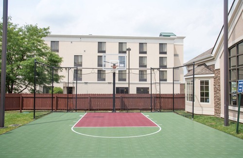Saint Marys  Allen County Apartment | Chic Queen Studio | Kitchen, Free Breakfast & Pool