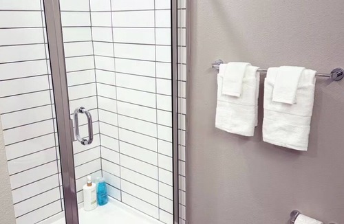 Avondale Apartment | Chic Studio apartment with fitness room in amazing Birmingham