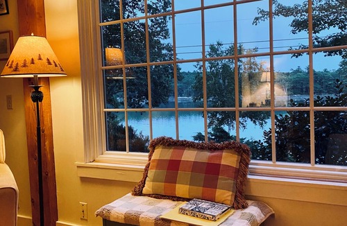 Isle of Springs House | Classic Maine Waterfront Home on the Back River – Trevett