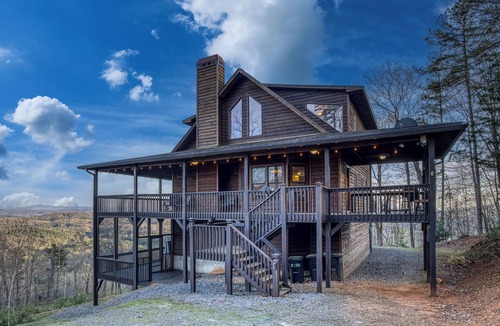 Indian Rock Springs Cabin | Cloud9 Retreat - Murphy, NC - Mountain Views - New Hot Tub