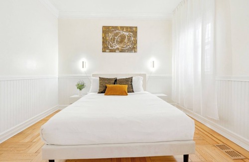 Southeast Yonkers Apartment | Comfortable 3BR Getaway Free Parking NYC Access Perfect for Groups