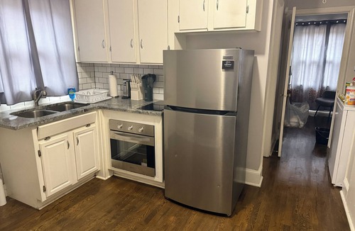 Enderly Park Apartment | Cozy 1-Bedroom Apartment - Minutes to Downtown & Airport