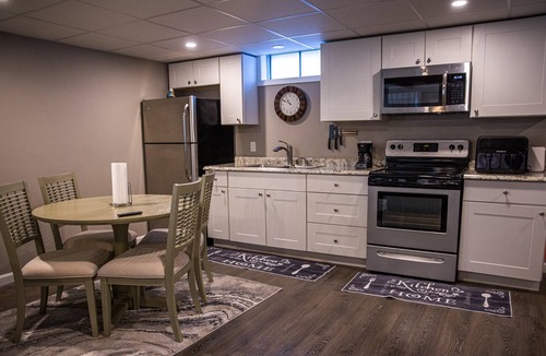 Gorham Apartment | Cozy 1-bedroom apartment in lovely Gorham