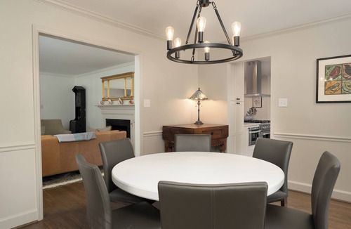 Green Valley House | Cozy family-style home, close to Gardens, Friendly Center and Downtown.