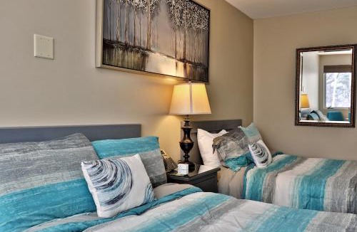 Killington House | Cozy Studio at Killington Center - Close to it all with pool and shuttle bus access! 441