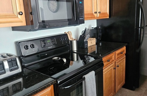 Gilford Apartment | Cozy Studio w/Pool. Close to Weirs Beach, Concerts,Lake, & Gunstock Mountain