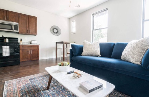 Music Row Apartment | CozySuites Music Row Astonishing SDO Nashville! 37