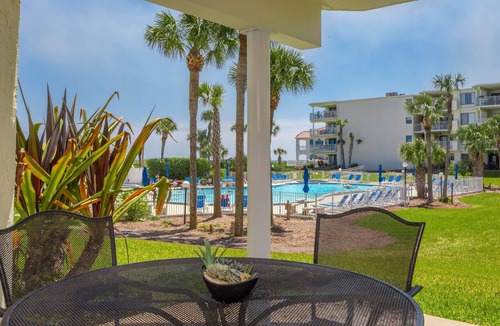 Butler Beach Condo | CRC 2107 - Ground Floor Pool View Condo