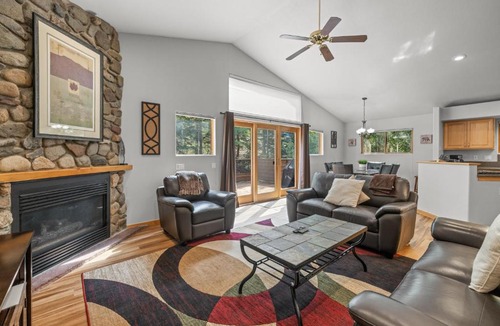 Wildernest Apartment | Cutty Sark Grand Combo 6BR