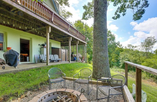 Zionville Cottage | Deck, Fire Pit, Games: Family Escape Near Boone