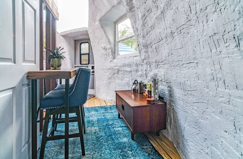 Greeneville Cabin | Delightful off-grid geodesic dome in charming Greeneville perfect for getaway