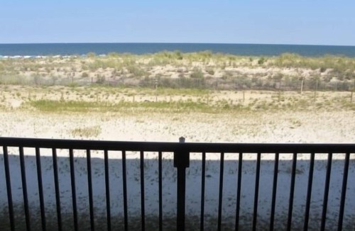 North Ocean City Condo | Direct Ocean Front just Steps from the beach in North Ocean City! Full Kitchen w/Dishwasher, Wifi