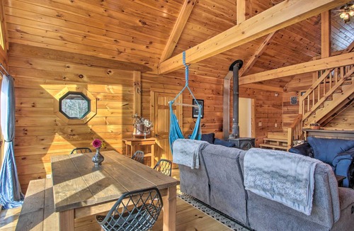 Fryeburg Cabin | Dog-Friendly, Secluded Cabin: Close to Hiking