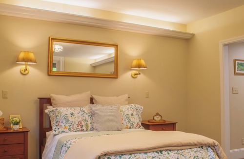 Newcastle Bed & Breakfast | Experience comfort and elegance in The Nobel Estate Suite,
