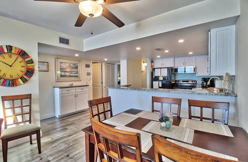 Windy Hill Condo | Family Friendly Top Floor Oceanfront Sleeps 6 Balcony Pools