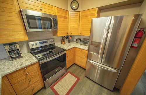 Mountain House Condo | Family-Friendly Escape | Balcony & Bike Path