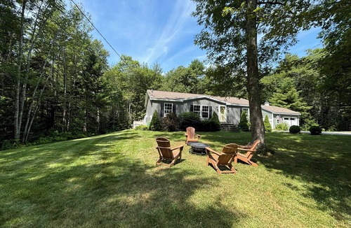 Phippsburg House | Family Retreat near the Beach