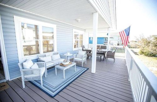 Holden Beach House | Fantastic Cozy Cottage in Holden Beach, North Carolina