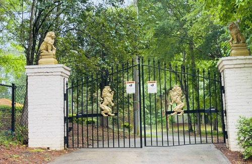 Cliftondale House | FIFA World Cup Luxury Estate 4-bedroom house in Atlanta perfect for your getaway