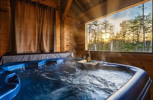 Pigeon Forge Villa | Firefly Cabin