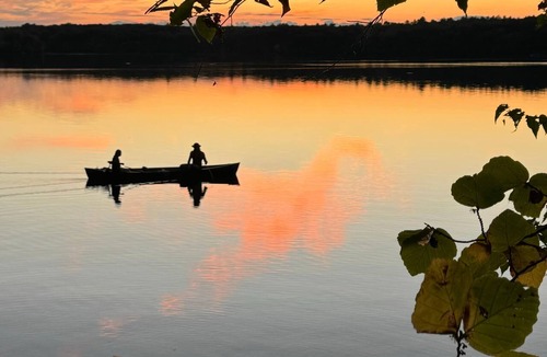 Monmouth House | Floating Island Dome - Pet-Friendly Lake Retreat