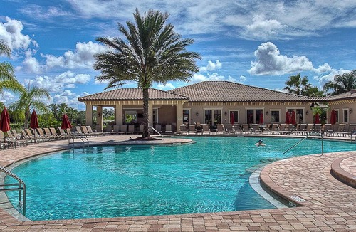 Braden River House | Golf front condo in Riverstrand Golf & Country Club - Includes golf membership - Coastal Links