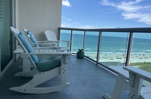 Crescent Beach Villa | Gorgeous, oceanfront 2/2 villa in upscale Blue Water Keys North Myrtle Beach