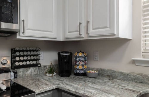 High Point House | High Point`s Gem! Group Friendly! Five Bedrooms!
