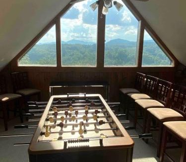 Rutherfordton House | Hillside Haven Cabin with Hot Tub in Rutherfordton, NC
